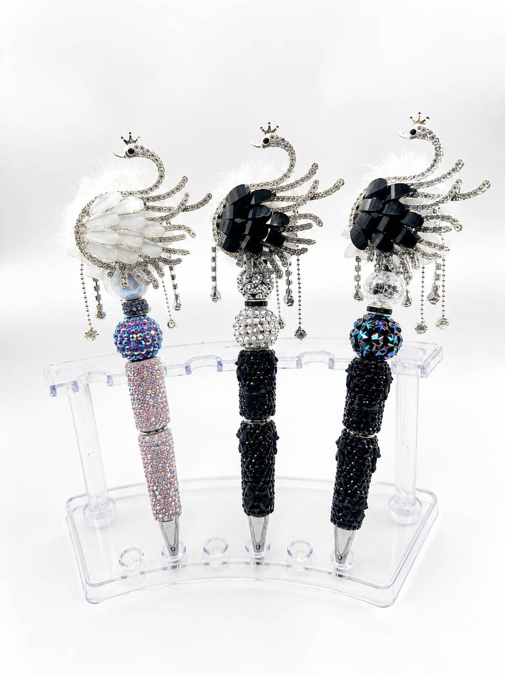 ✨ Elegant Swan Beaded Pens