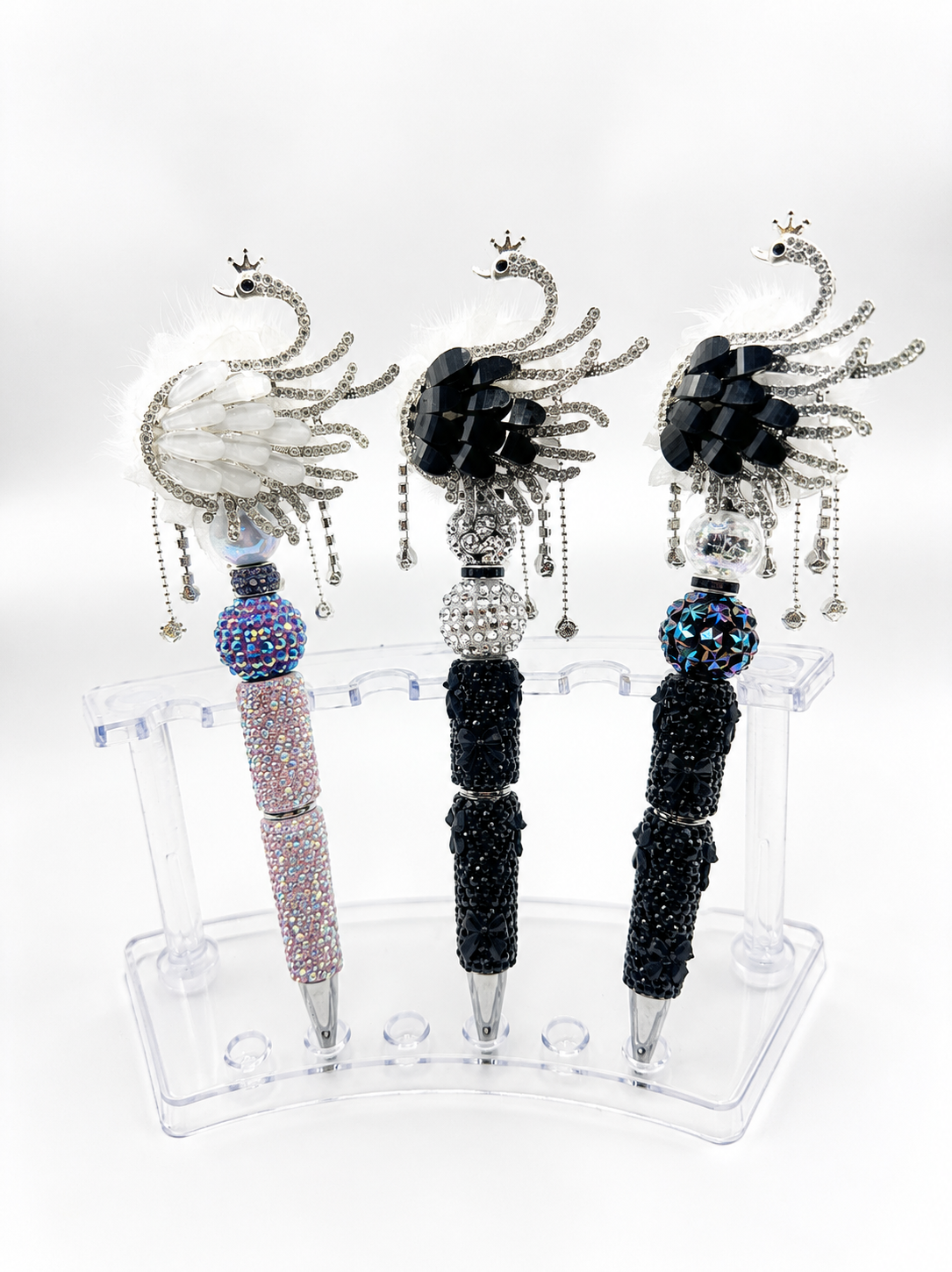 ✨ Elegant Swan Beaded Pens